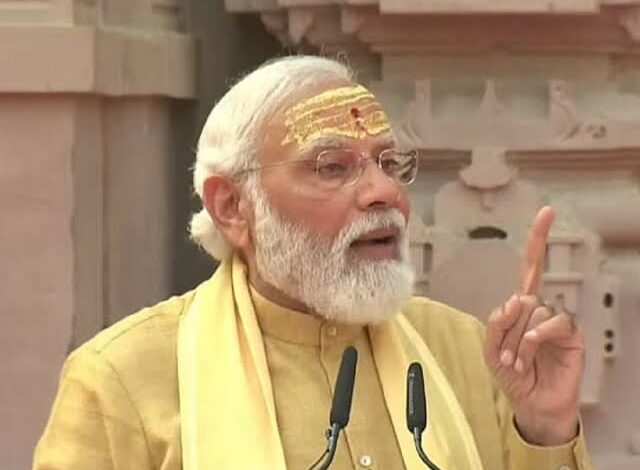 Photo of कृषि मंत्री ने प्रधानमंत्री नरेन्द्र मोदी को बताया भगवान, कहा- राम और कृष्ण के अवतार…